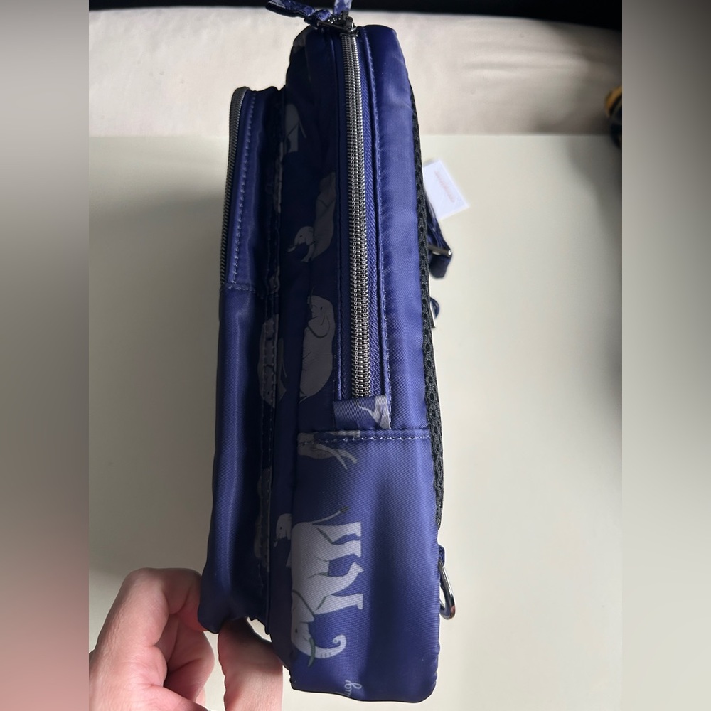 LUG TAILBACK SLING BAG ELEPHANT PURPLE NWT - Picture 2 of 9